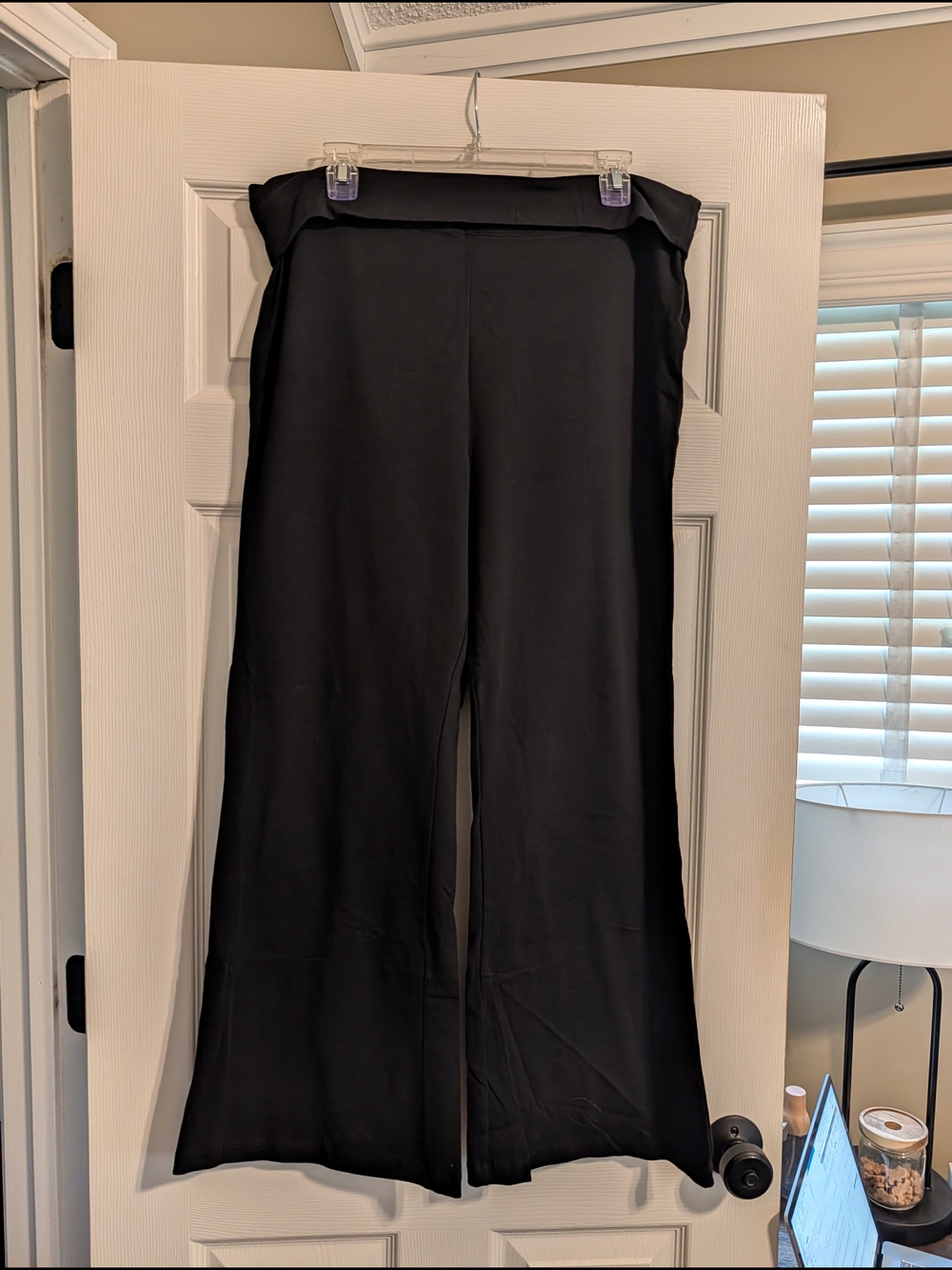 Zenana Black Flare Leg Pull-On Pants Size 3x